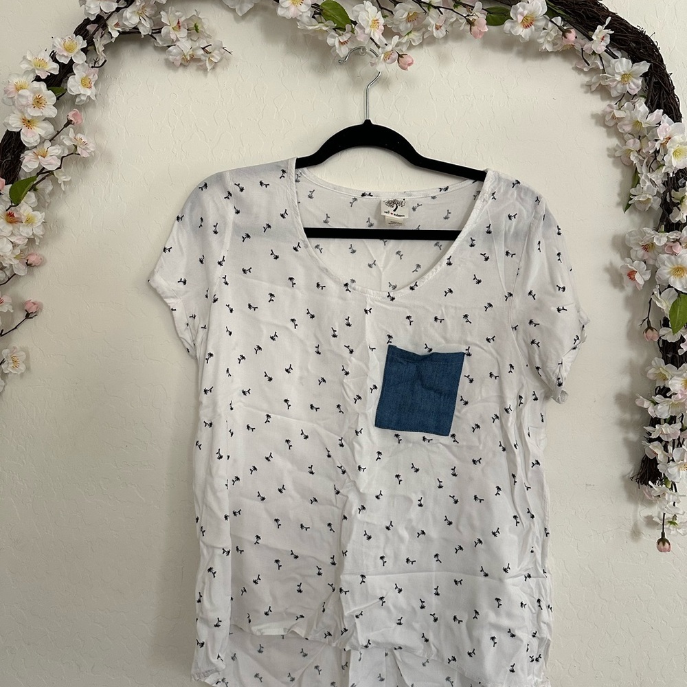 Self Esteem Black and White Fitted Blouse